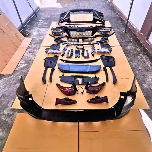 ชุเดแต่งแปลงโฉม GR Toyota Fortuner Body Kit รอบคัน งานเข้ารูป  งานดิบ++ พร้อมส่ง++